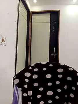 Cute Rakhi8 online show from December 18, 5:01 am