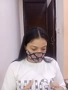 Snapshot of Cute_Rakhi8 chatting on July 18, 5:05 am Cute Rakhi8 online show from July 18, 5:05 am