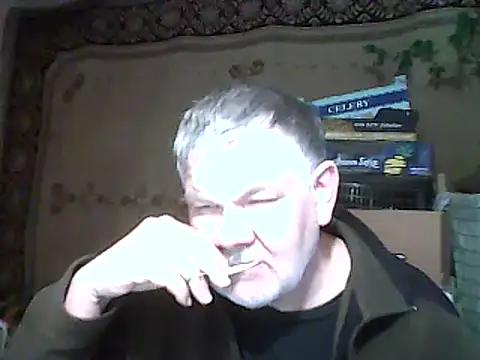 Snapshot of A1B3- chatting on October 11, 3:13 pm A1B3- online show from October 11, 3:13 pm