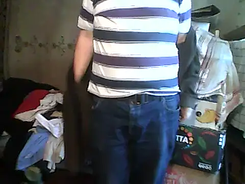Snapshot of A1B3- chatting on October 18, 1:46 pm A1B3- online show from October 18, 1:46 pm