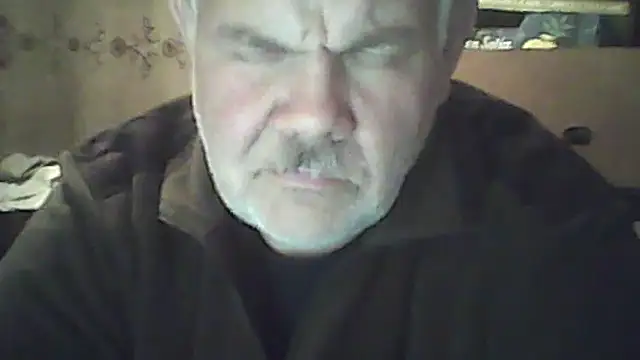 Snapshot of A1B3- chatting on September 27, 4:24 pm A1B3- online show from September 27, 4:24 pm