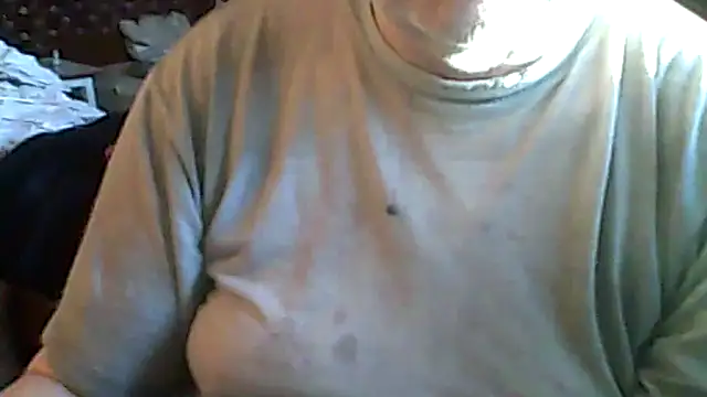 Snapshot of A1B3- chatting on March 8, 3:15 pm A1B3- online show from March 8, 3:15 pm