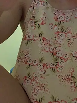 Snapshot of Mei-Mei89 chatting on October 8, 10:54 pm Mei-Mei89 online show from October 8, 10:54 pm