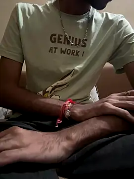 Snapshot of hoegupta chatting on October 4, 1:12 pm hoegupta online show from October 4, 1:12 pm