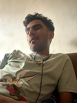 Snapshot of hoegupta chatting on November 12, 6:39 am hoegupta online show from November 12, 6:39 am