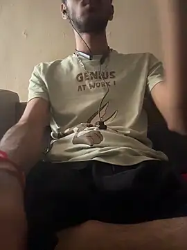 Snapshot of hoegupta chatting on November 28, 6:24 am hoegupta online show from November 28, 6:24 am