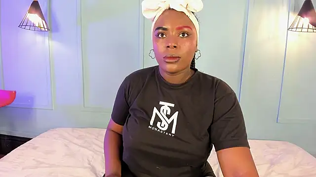 NanyMoreno online show from April 8, 8:10 pm