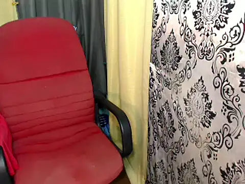 lovelyallena07 online show from March 4, 7:16 am