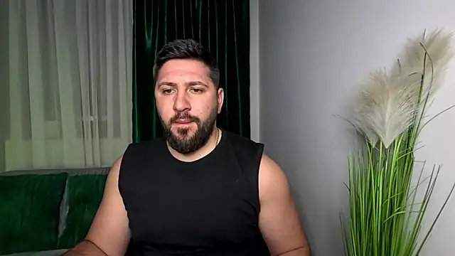 Gold Alpha Boy online show from April 18, 7:07 pm