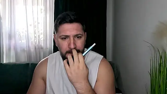 Gold Alpha Boy online show from April 18, 7:44 am