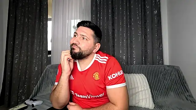 Gold Alpha Boy online show from November 22, 1:10 pm