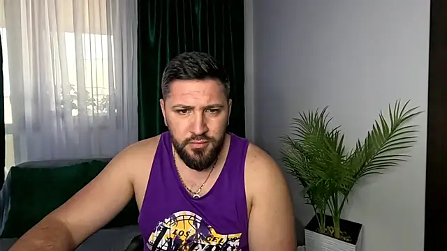 Gold Alpha Boy online show from May 8, 2:43 pm