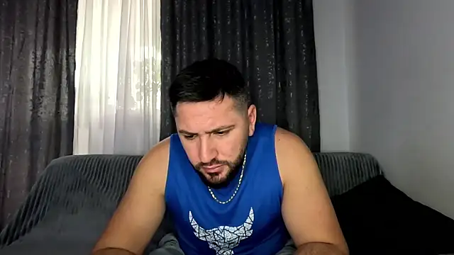 Gold Alpha Boy online show from November 5, 8:50 am