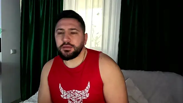 Gold Alpha Boy online show from January 7, 8:30 am