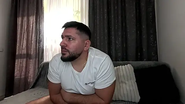 Gold Alpha Boy online show from November 25, 11:10 am