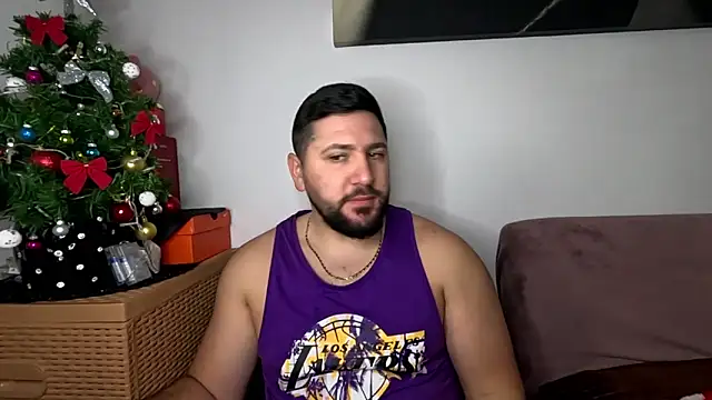 Gold Alpha Boy online show from December 21, 9:33 am