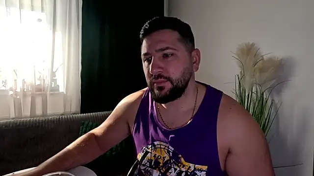 Gold Alpha Boy online show from January 17, 9:24 am