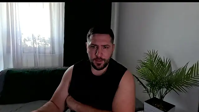Snapshot of Gold_Alpha_Boy chatting on June 18, 6:23 am Gold Alpha Boy online show from June 18, 6:23 am
