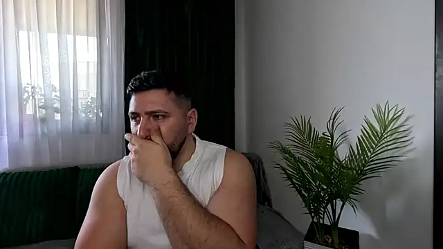 Gold Alpha Boy online show from May 4, 1:36 pm