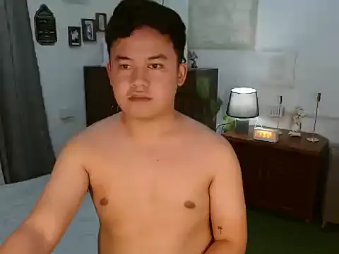 annocentboy online show from October 8, 11:34 am