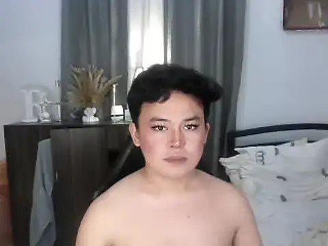 annocentboy online show from November 1, 1:27 pm