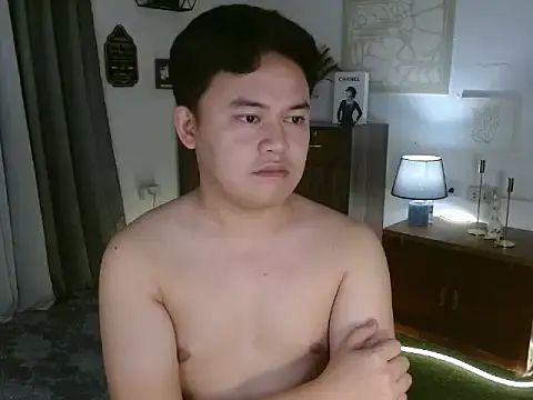 annocentboy online show from October 29, 2:16 pm