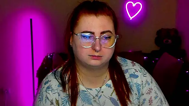 Alicia love00 online show from March 25, 6:24 am