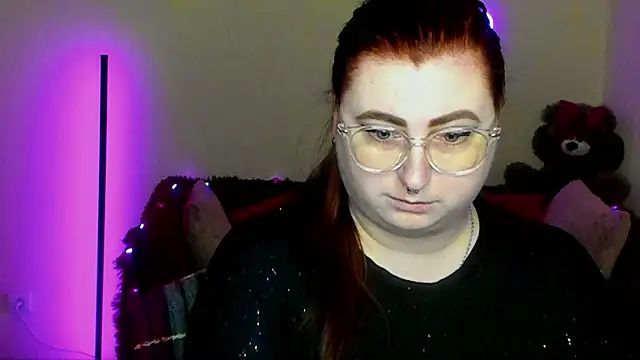 Alicia love00 online show from April 13, 11:25 am