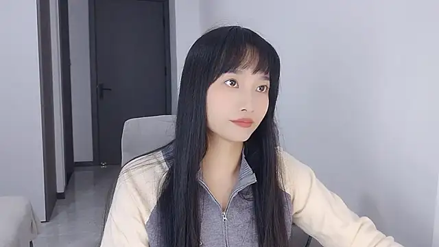 Lisa-3333 online show from November 7, 11:15 am