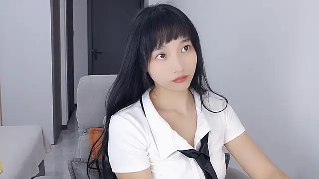 Lisa-3333 online show from October 9, 1:44 pm