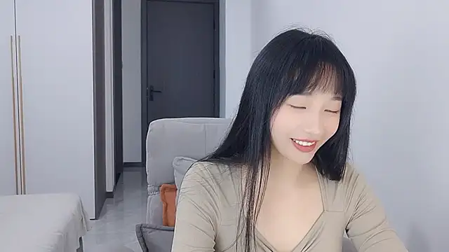 Lisa-3333 online show from October 30, 2:14 pm