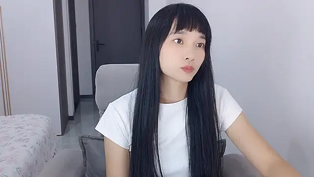 Lisa-3333 online show from October 2, 1:14 pm