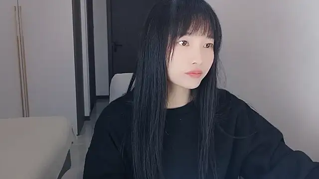 Lisa-3333 online show from March 29, 1:46 pm