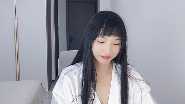 Lisa-3333 online show from October 13, 2:18 pm