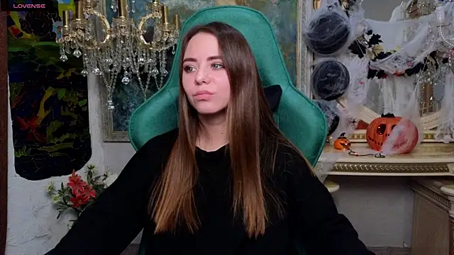 IvoryWood  online show from October 31, 10:23 am