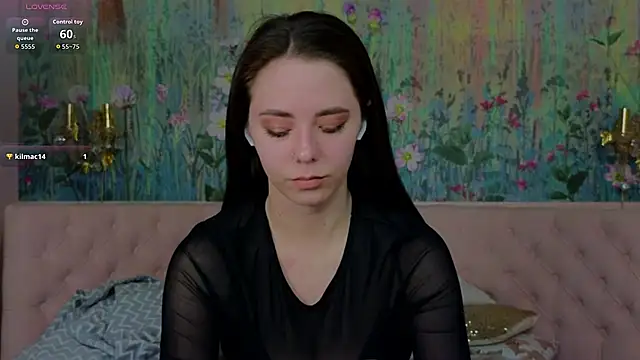 IvoryWood  online show from March 18, 4:52 pm