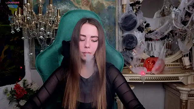 IvoryWood  online show from November 10, 4:23 pm