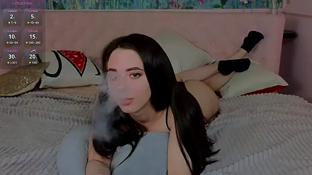 IvoryWood  online show from April 3, 6:14 pm