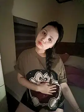 Jun-Mzzz online show from April 15, 3:38 pm