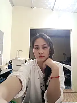 Jun-Mzzz online show from February 1, 2:48 pm