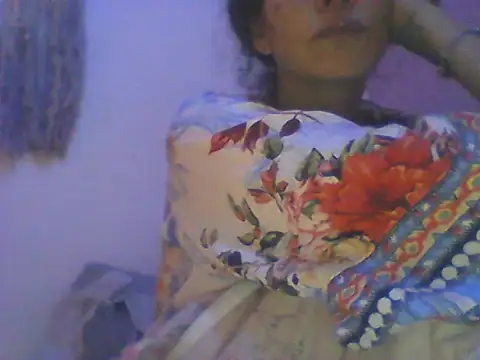 Snapshot of Bebita-zmp chatting on June 21, 9:42 pm Bebita-zmp online show from June 21, 9:42 pm