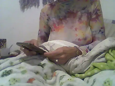 Snapshot of Bebita-zmp chatting on June 1, 9:47 pm Bebita-zmp online show from June 1, 9:47 pm