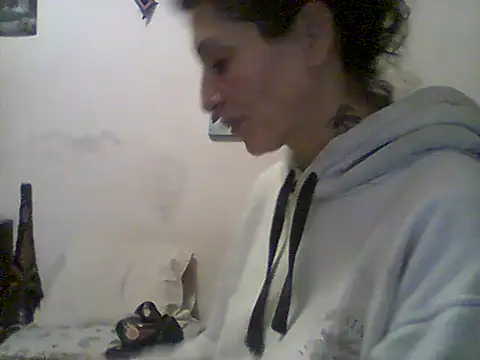Snapshot of Bebita-zmp chatting on June 28, 3:46 am Bebita-zmp online show from June 28, 3:46 am