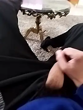 Snapshot of idhem___31 chatting on February 16, 12:59 pm idhem 31 online show from February 16, 12:59 pm