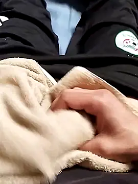 idhem   31 online show from March 22, 11:45 am