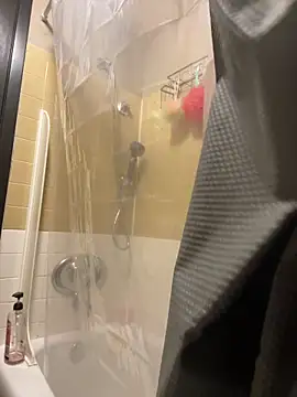 PuttieIn online show from April 17, 11:46 am