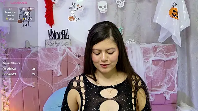 sukilove18 online show from October 25, 10:10 pm