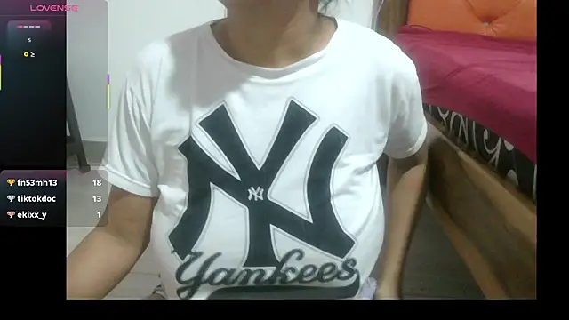 Lawuaifu1 online show from November 2, 10:37 pm