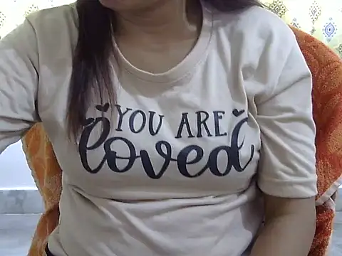 CHAMELI4747 online show from March 29, 7:43 am