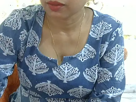 CHAMELI4747 online show from June 13, 8:34 am
